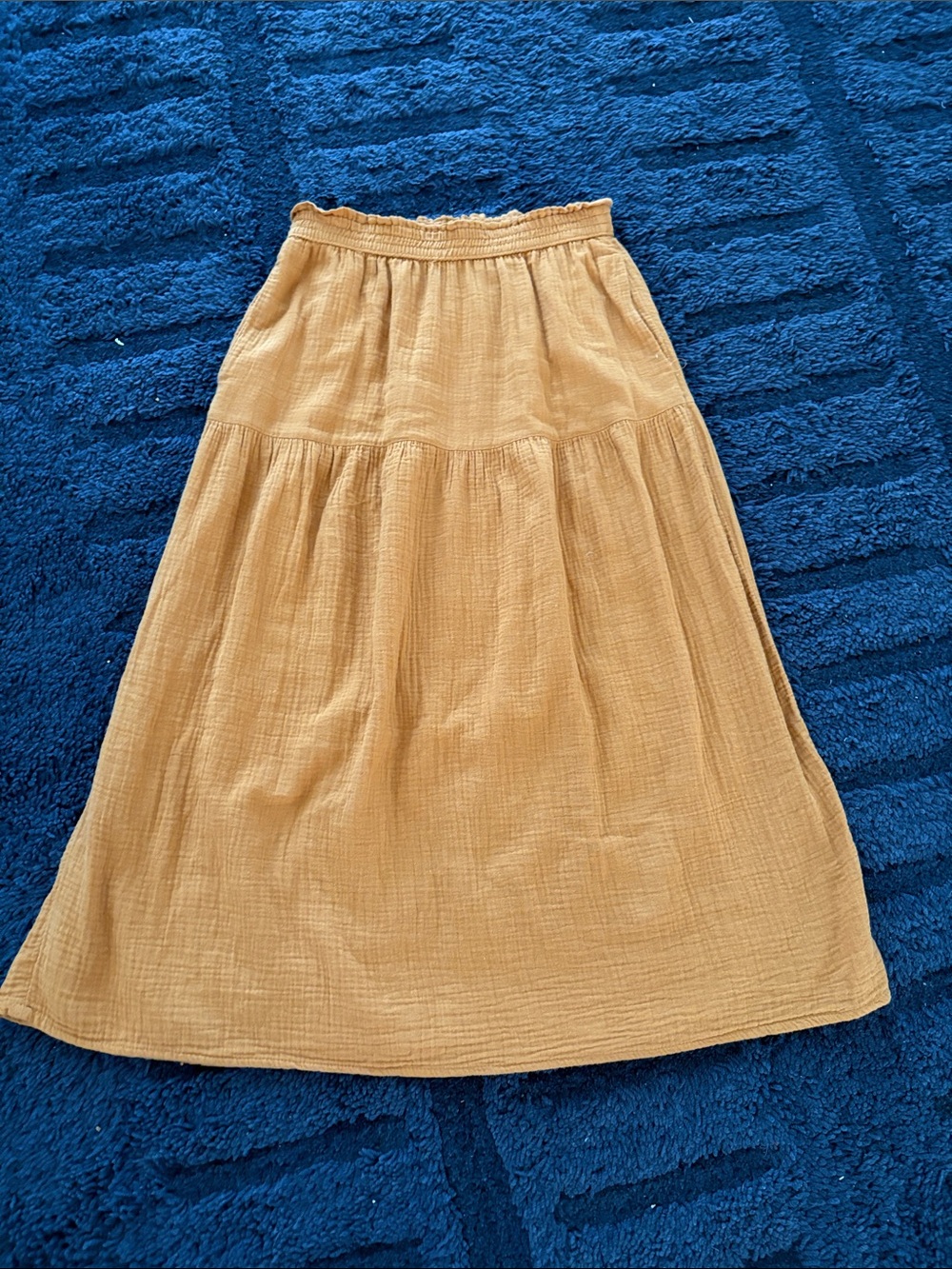 Mustard yellow lightweight midi skirt size Xs